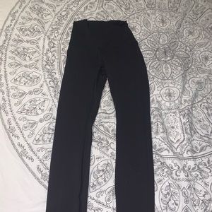 Black lulu leggings